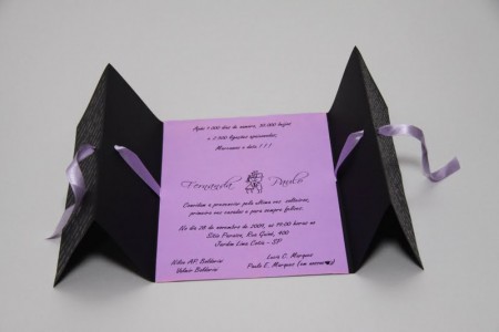 Tamanho 16x21- Papel Color Plus 180gr - Impressão Relevo na parte externa e interna.jpg